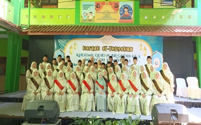 KHOTMIL QUR'AN MIN 3 BANYUMAS: 41 Siswa Resmi Tamatkan Hafalan Al-Qur'an